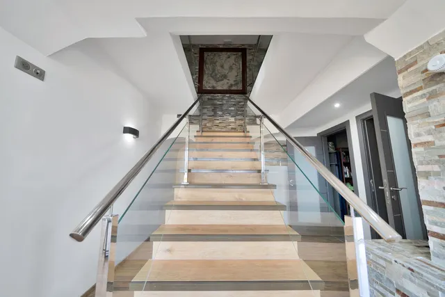 Chalet 16 habitaciones 845m² en venta - Riviera del sol — 44