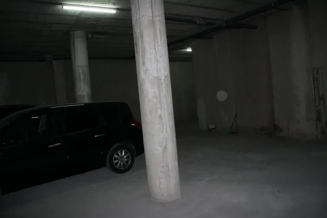 ¡¡ OPORTUNIDAD !! Local comercial en planta baja en Orihuela zona del Colegio Santo Domingo, con salida de humos. — 3