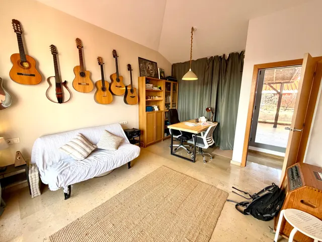 Ático Dúplex Exclusivo con 3 Terrazas, 2 Piscinas y Amplios Espacios — 36
