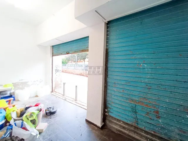Local comercial amplio en Lauri Volpi. / HH Asesores, Inmobiliaria en Burjassot/ — 4