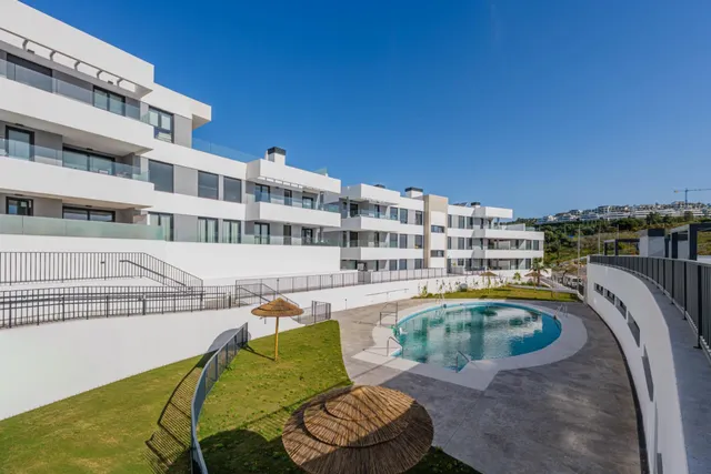 Ultima unidad en Estepona, obra nueva lista para entrar a vivir !!! — 20