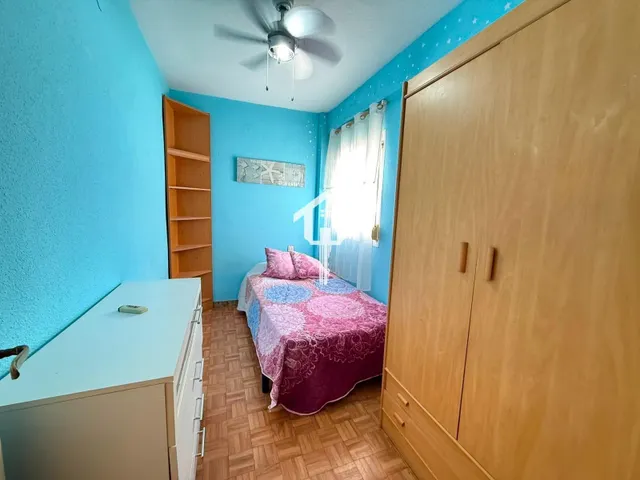Luminoso piso en exclusiva en zona florida, Alicante: 3 dormitorios, 4ª planta y excelente orientación — 23