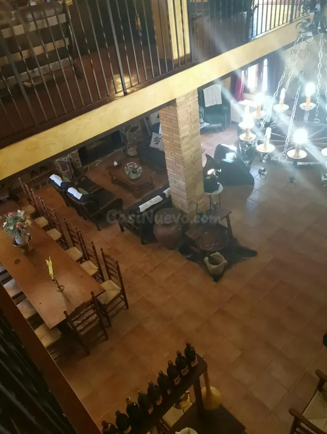 Chalet con cinco dormitorios, garaje y piscina en Purias - foto 4