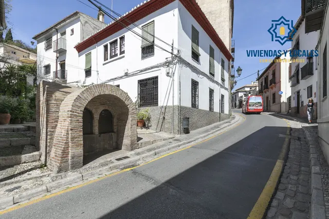 Pieza singular en Cuesta del Chapiz, el corazón del Albaicín. — 32