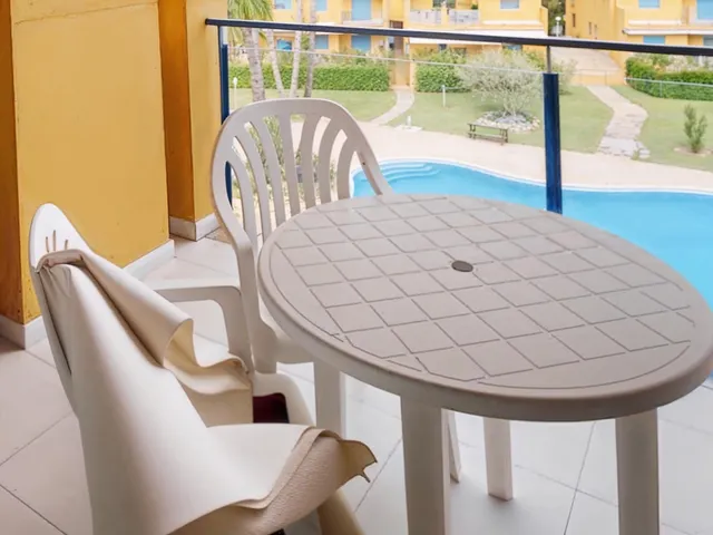 ÁTICO EXCLUSIVO CON VISTAS, TERRAZAS, PISCINA Y GARAJE – A 250 M DE LA PLAYA — 41