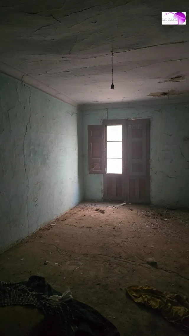 CASA DE PUEBLO PARA REFORMAR — 12