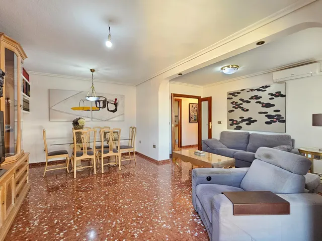 Piso de 3 dormitorios con terraza y garaje en San Vicente del Raspeig — 43
