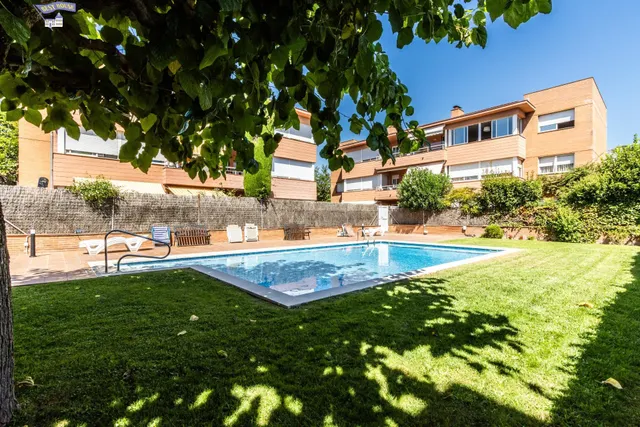 EN EXCLUSIVA!!!! ESPECTACULAR BAJOS CON TERRAZA DE 170 M2 . PARC CENTRAL — 47