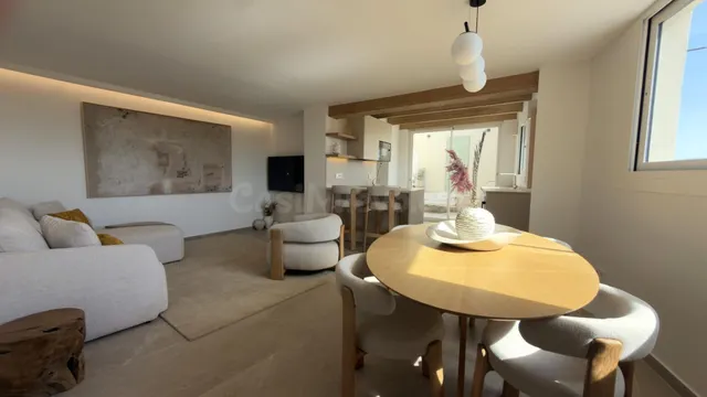 Casa independiente de estilo mediterráneo a solo 200 metros  - foto 5