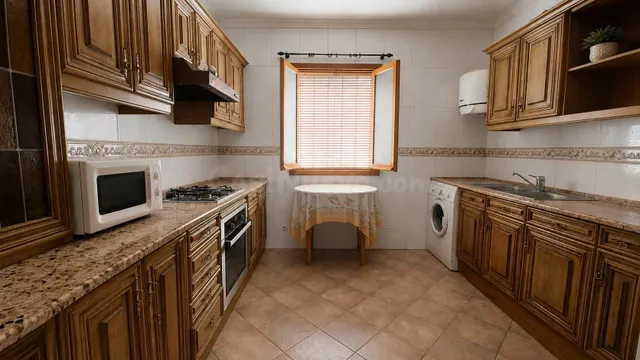 Piso de 72 m2 con 3 dormitorios y balcón a pocos minutos del - foto 4