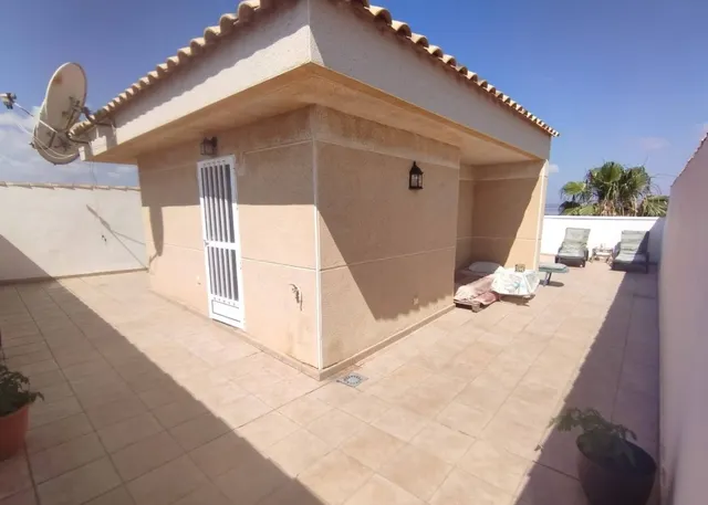 Chalet exclusivo con vistas a la Laguna de la Sal en Torrevieja — 30