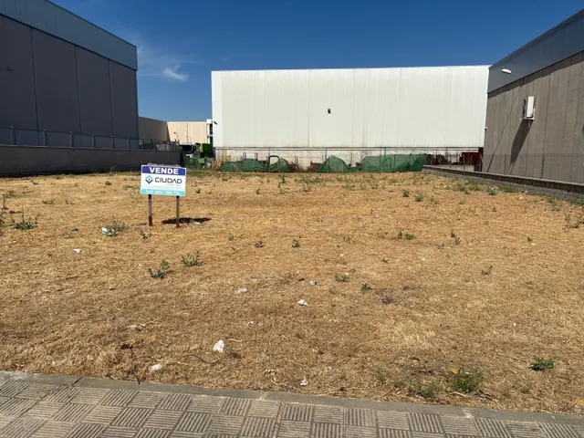 Terreno industrial - Salteras (Poligono Los Llanos)