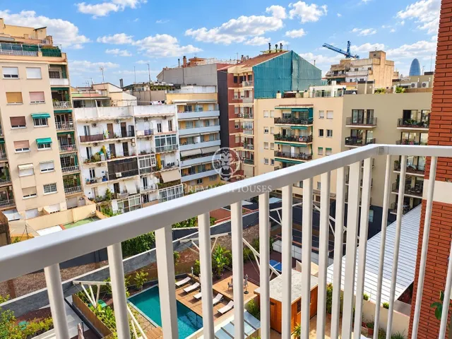 Piso en venta en buen estado en la zona de Sagrada Família — 18