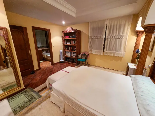 Villa 9 habitaciones 285m² en venta - Plaza Madrid — 17