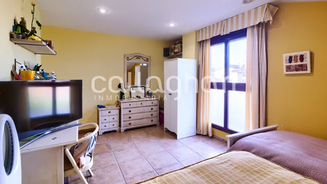 Villa en venta en Playa Almardà — 26