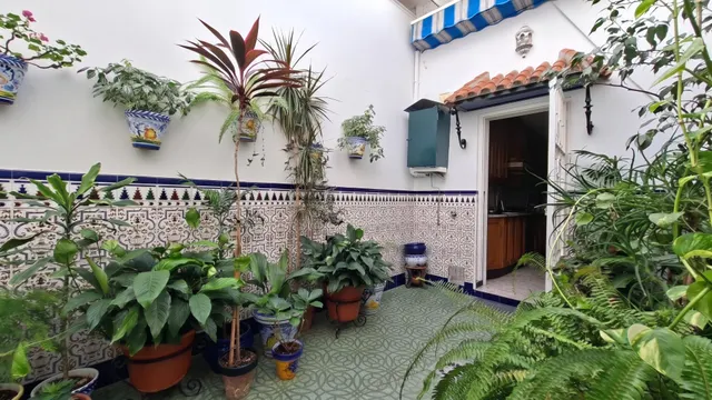 Casa adosada con garaje en Cantillana. — 7