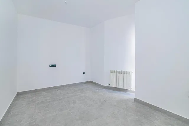 ¡Tu nuevo hogar en Cenes de la Vega te espera! ✨ — 31