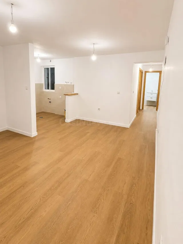 PISO TOTALMENTE REFORMADO EN CAMAS - foto 2