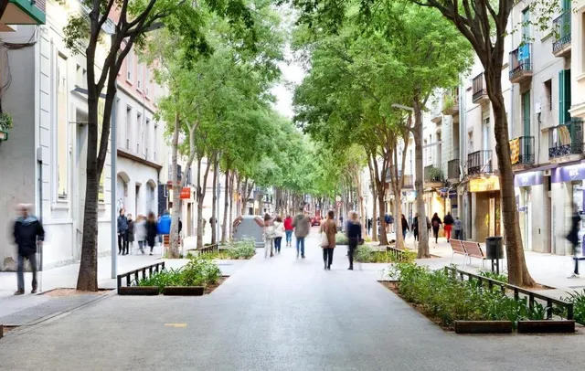 LOCAL COMERCIAL EN ALQUILER - SANT ANDREU — 7