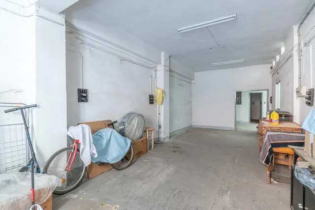 Local comercial en Zaidin junto Avda Cadiz — 4