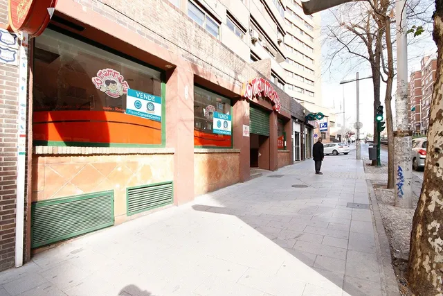 ¡Oportunidad! Local comercial uso de Restaurante. — 19