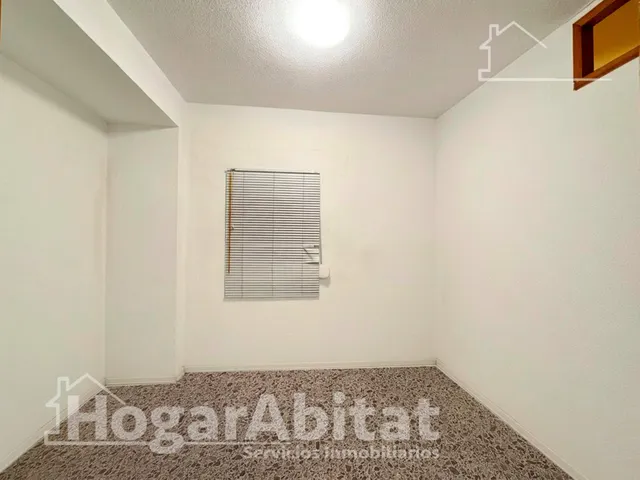 APARTAMENTO CON DOS BALCONES Y GARAJE CERCA DE LA PLAYA — 22