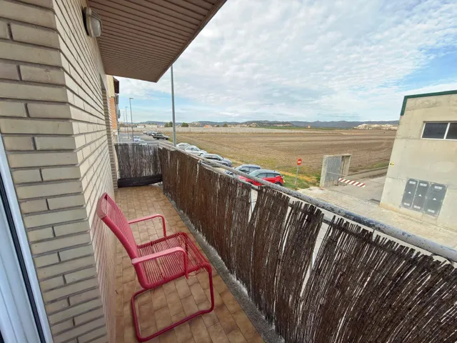 Espectacular piso con gran terraza con salida desde comedor, garaje para dos coches y trastero y terraza solarium — 16