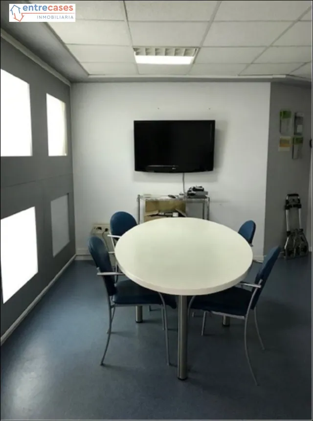 OFICINA EN FUNCIONAMIENTO EN EL CENTRO DE PUERTO DE SAGUNTO — 7