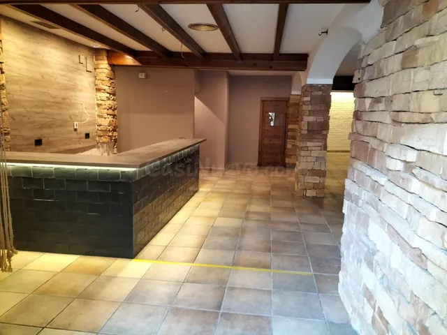 EN VENTA LOCAL COMERCIAL CON INQUILINOS - foto 5