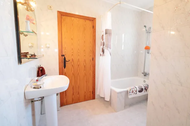 ÁTICO CÉNTRICO CON 4 TERRAZAS Y PISCINA — 20