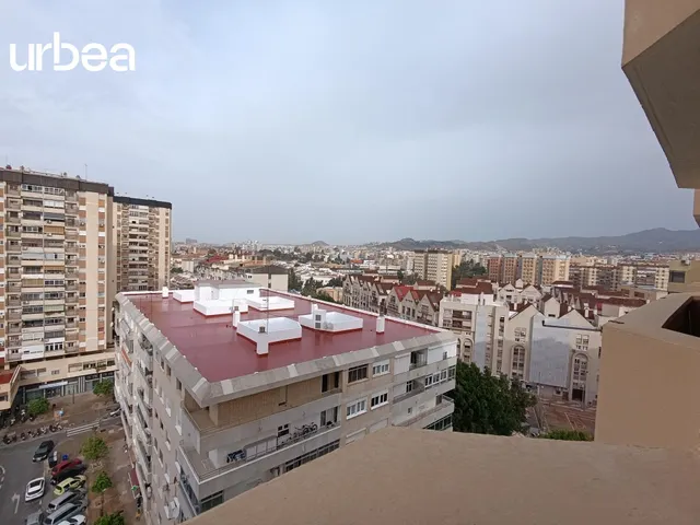 GRAN PISO EN ZONA AVENIDA ANDALUCIA CON 4 HABS ANTES 5 — 28