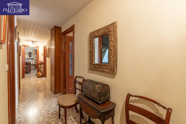Amplia vivienda en pleno centro de Granada — 22