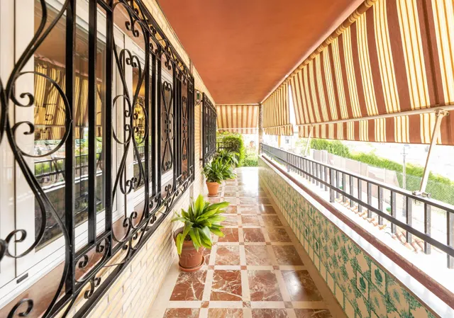 Espectacular chalet independiente con piscina en Alfacar — 14