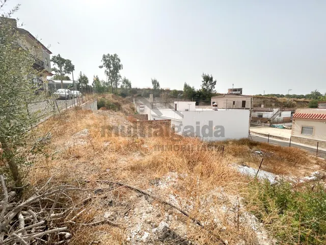 TERRENO URBANO EN TORREMELGAREJO — 3