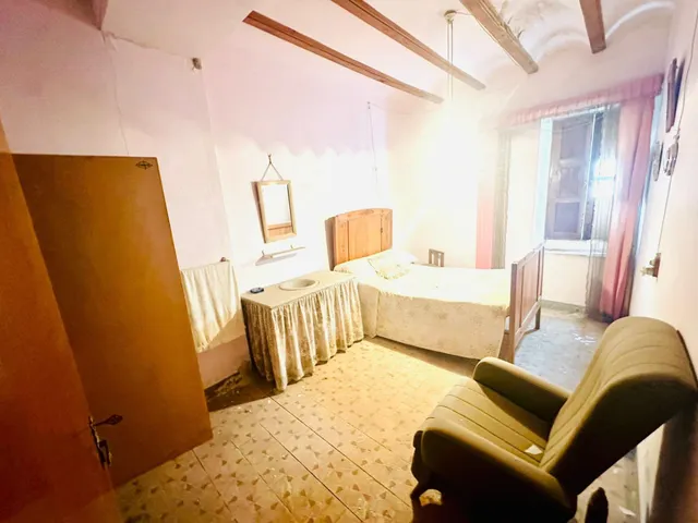 CASA A LA VENTA EN BELGIDA, PUEBLO TRANQUILO — 11