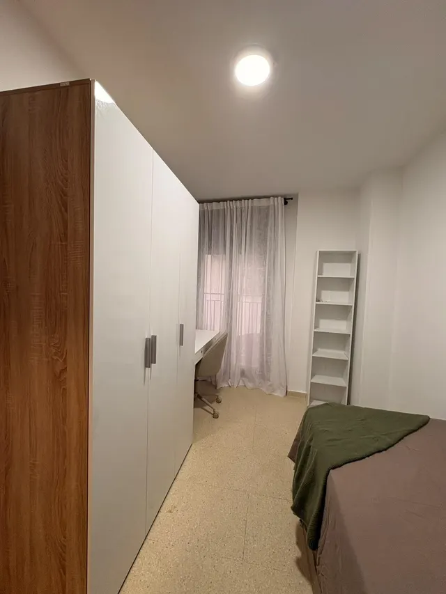 APARTAMENTO REFORMADO CON GARAJE — 24