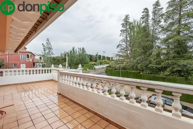 Espectacular Casa de Lujo en Urbanización Los Cerezos — 30