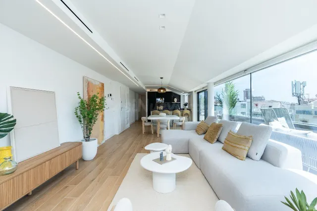 Ático de 3 dormitorios y 3 baños en Fuengirola Centro. A 350 - foto 4