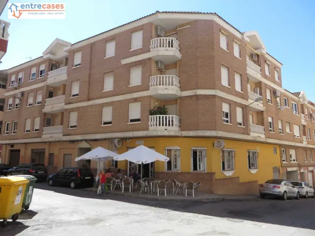 LOCAL COMERCIAL EN RICARDO PORTALES — 4