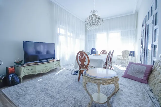 Villa de 4 dormitorios, 3 baños, piscina y jardín en dehesa de campo amor (orihuela costa) — 23