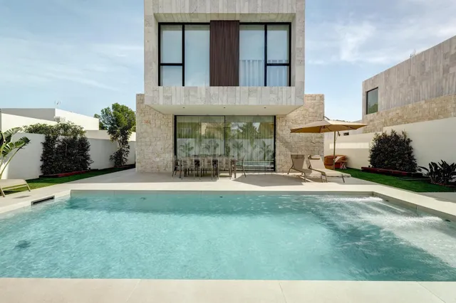 Villa de autor en L’Eliana que redefine el concepto de lujo  - foto 4