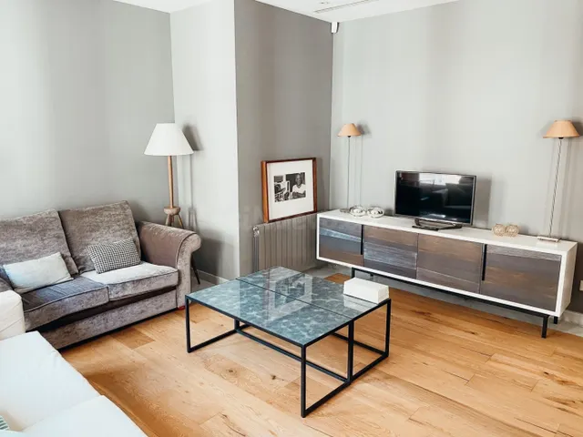 Piso 2 habitaciones 110m² en alquiler - Sant Francesc — 3
