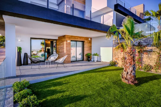 Se venden seis exclusivos apartamentos áticos modernos Y plantas bajas con jardín .Moraira Javea — 5