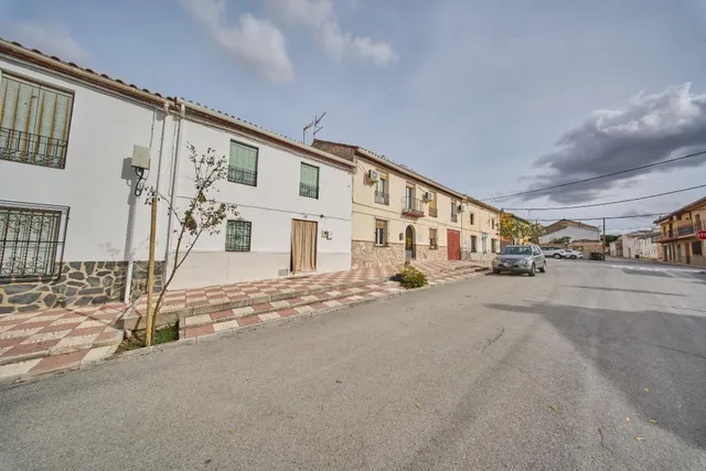 Encantadora Casa en Cacin por solo 40.000€ - foto 2