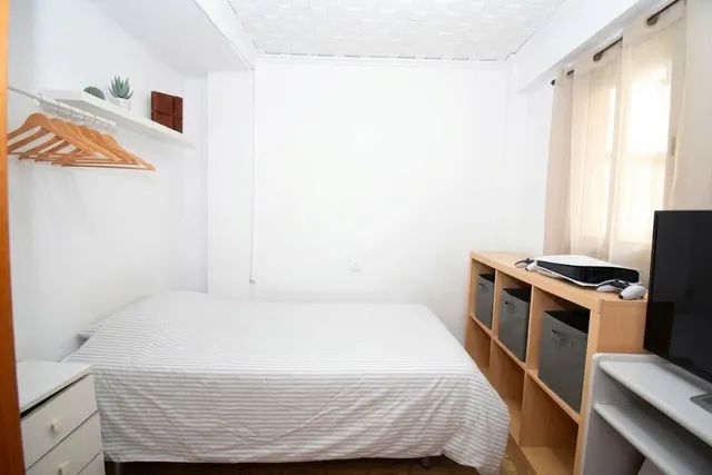 Estupendo piso exterior con balcón en el centro de Torrent! Tu oportunidad para dejar de pagar alquiler ¡Es una buena oportunidad, no la dejes escapar! — 18