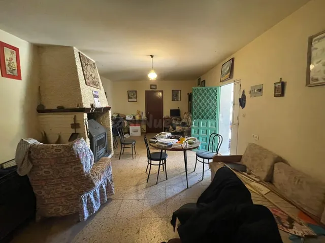 CASA DE CAMPO EN LA CARRETERA DE BADAJOZ - foto 3