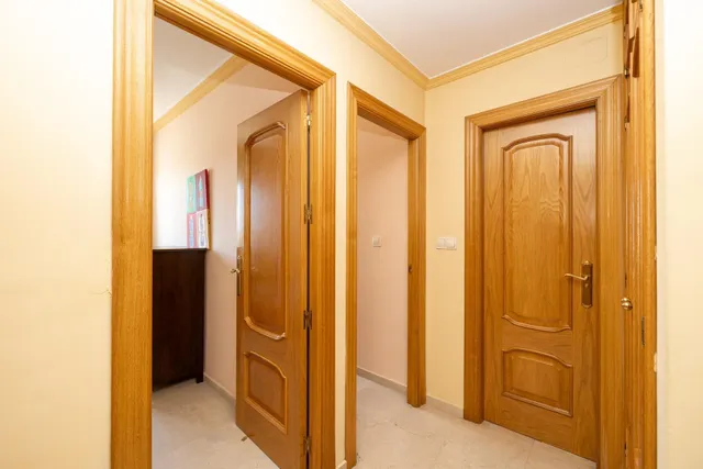 Espectacular casa unifamiliar en recinto cerrado en Granada capital — 40