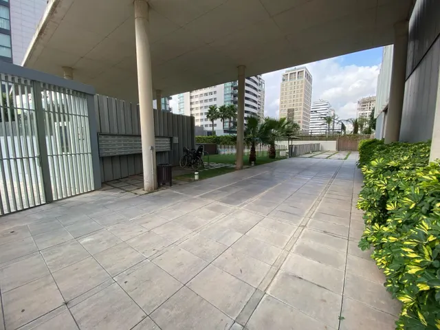 PARTICULAR VENDE | PISO CON GARAJE, TRASTERO Y PISCINA EN CUATRE CARRERES — 26