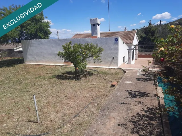 Oportunidad casa con muchas posibilidades. — 2