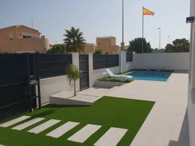 VILLAS DE OBRA NUEVA EN PINAR DE CAMPOVERDE — 21